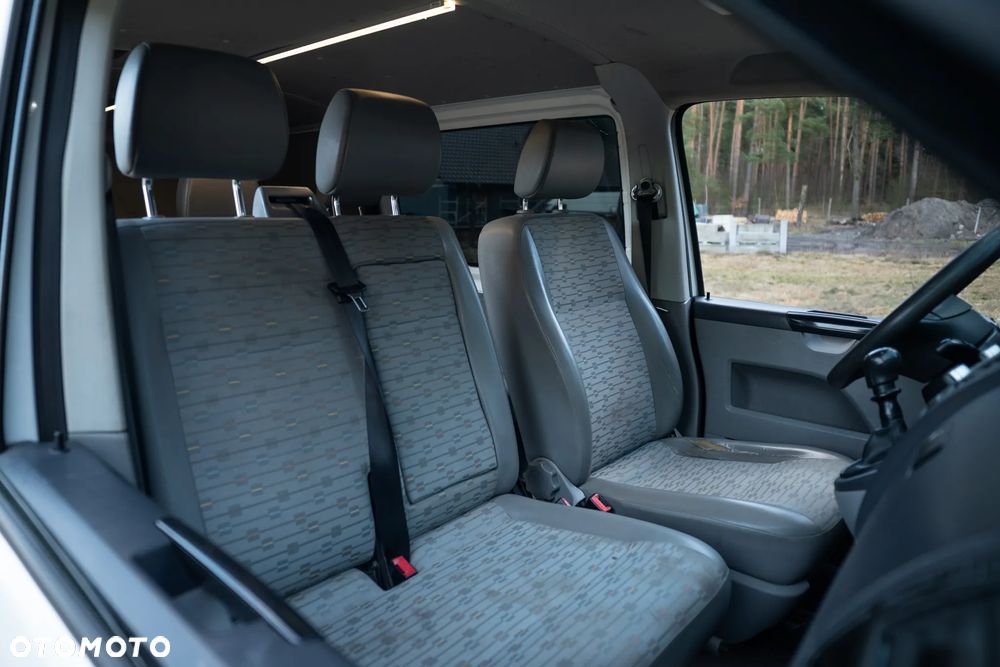 Volkswagen T5 - 38