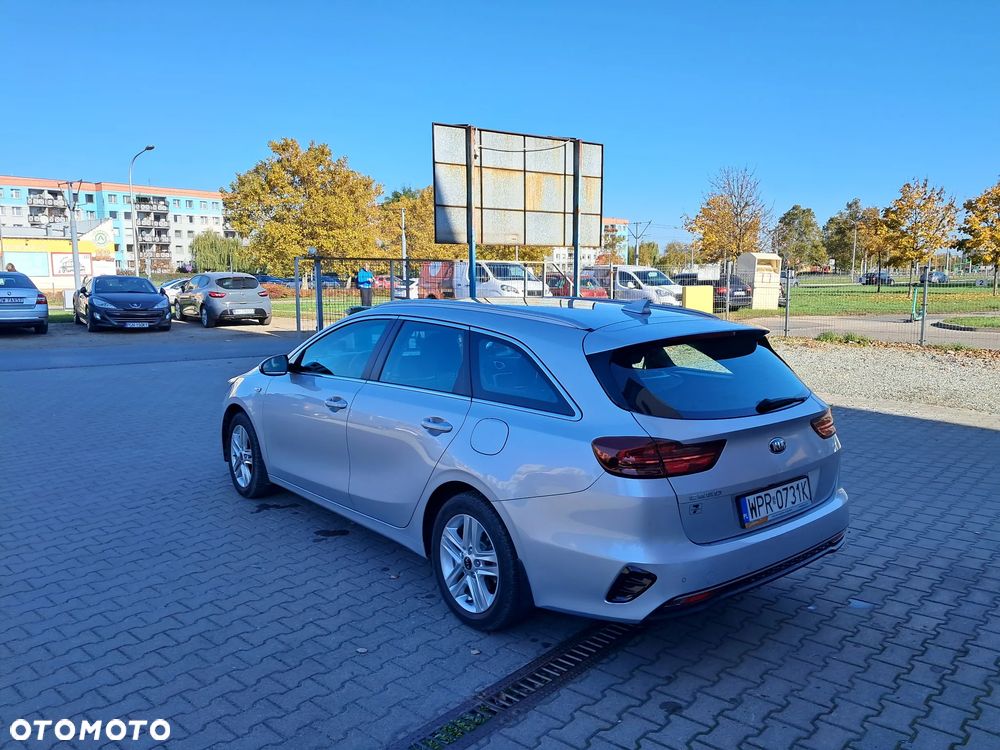 Kia Ceed 2021 photo 3