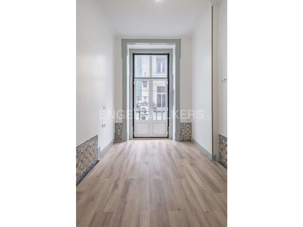 Apartamento T2 remodelação completa na Baixa de Lisboa - Grande imagem: 2/28