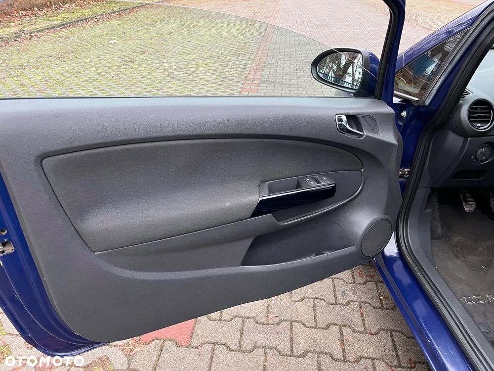 Opel Corsa 1.2 16V - 22