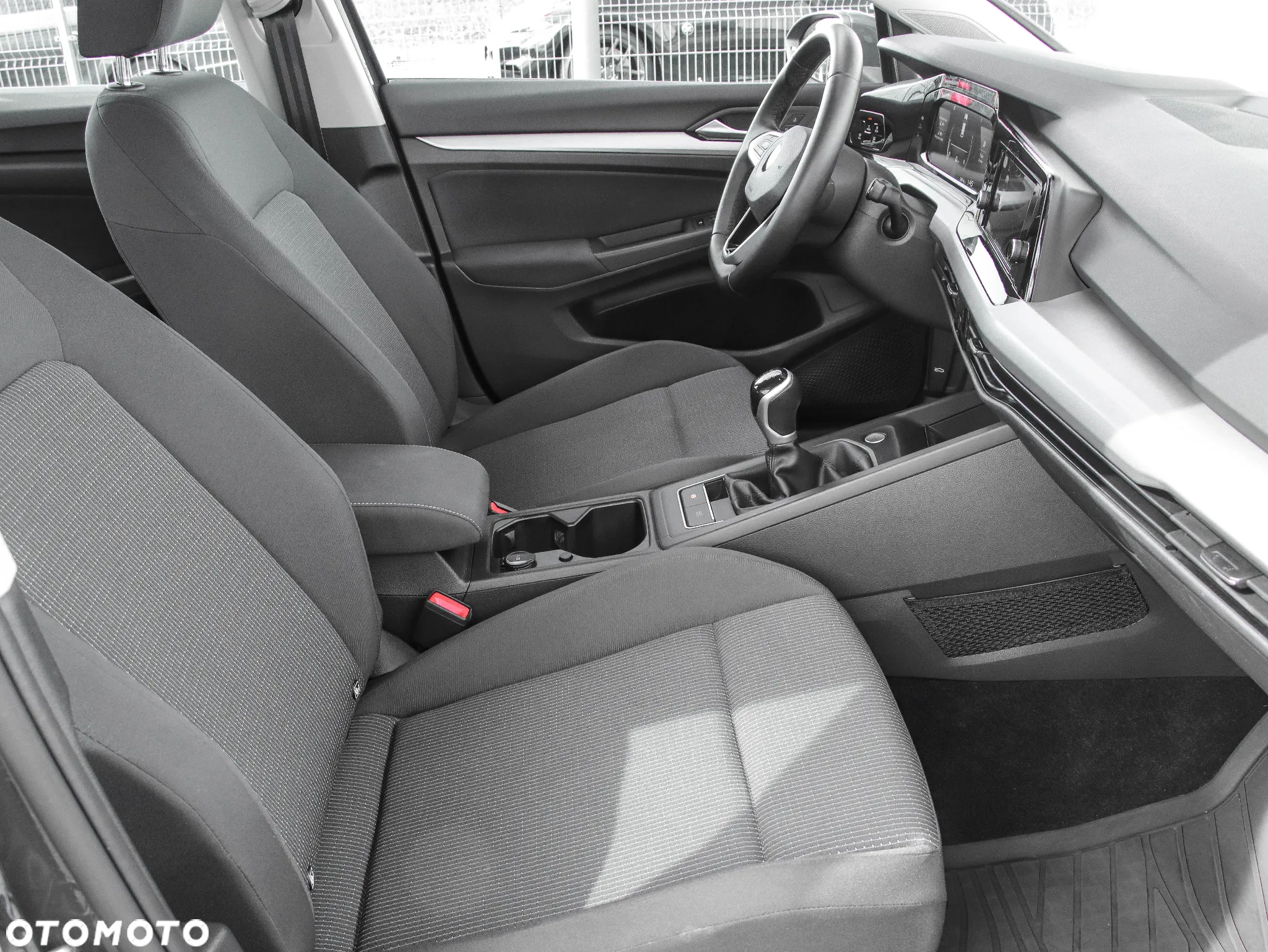 Volkswagen Golf VIII 1.0 TSI - 13