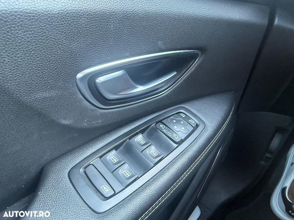Renault Grand Scenic Energy dCi 110 S&S Bose Edition - 20