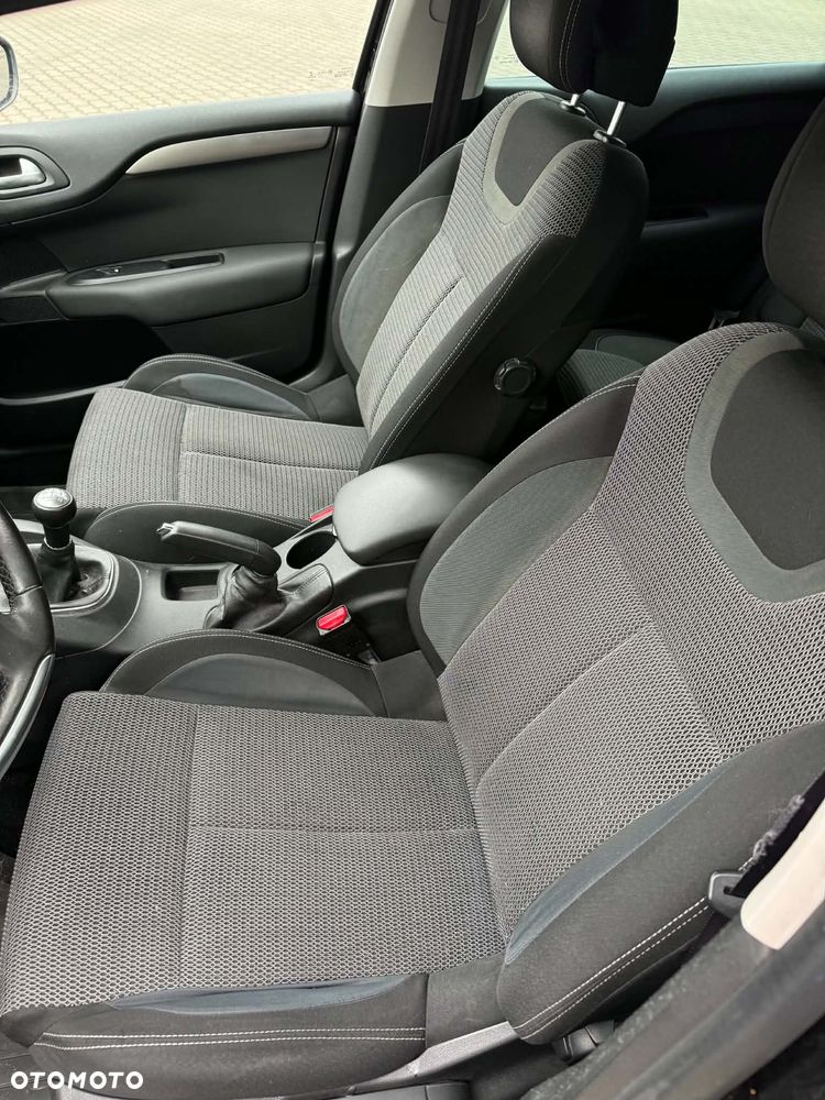 Citroën C4 1.6 HDi Attraction - 11