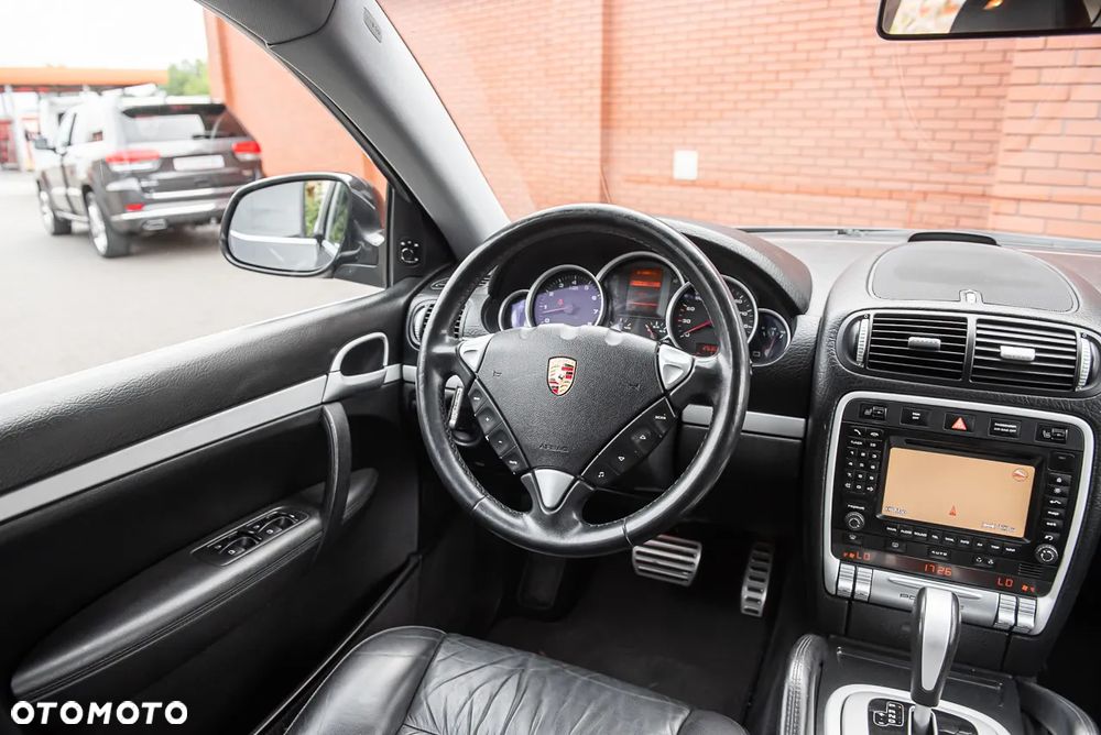 Porsche Cayenne S Tiptronic - 25