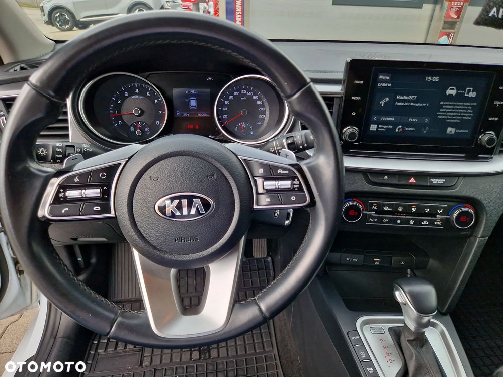 Kia Ceed 1.5 T-GDI M DCT - 15