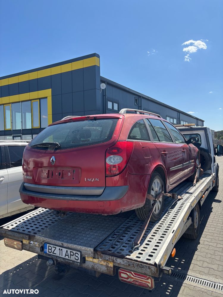 Dezmembram Renault Laguna 2 1.9 diesel din 2006 - 4