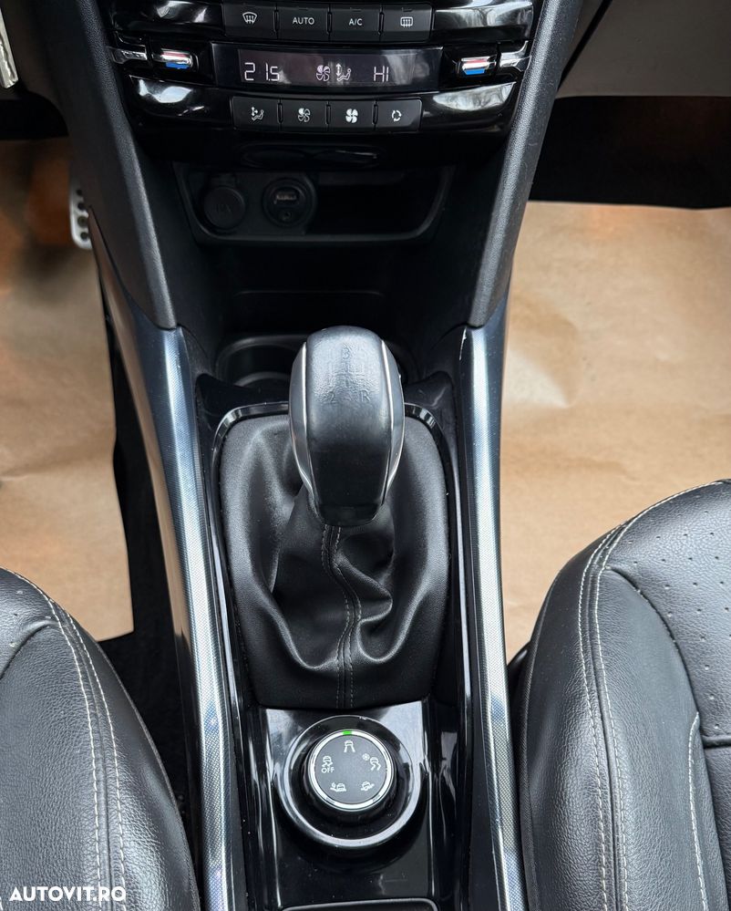 Peugeot 2008 1.6 VTi Allure - 40