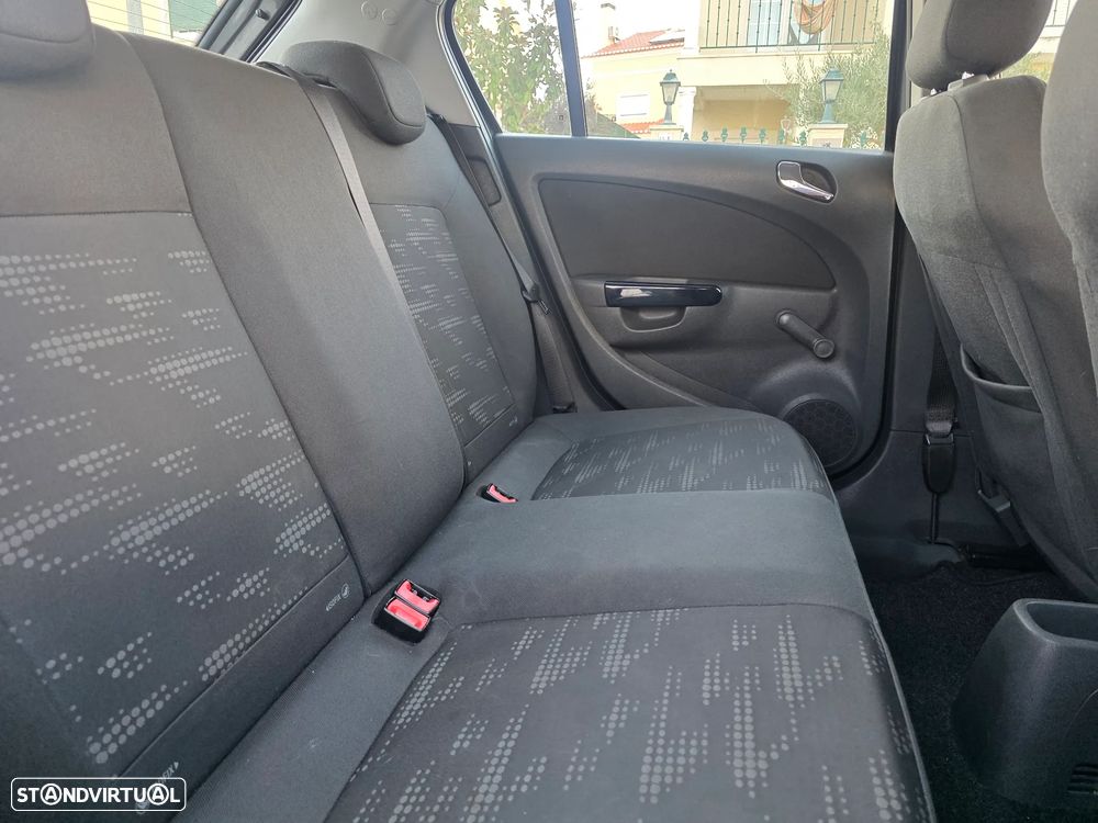 Opel Corsa 1.3 CDTi Enjoy EcoFLEX - 9