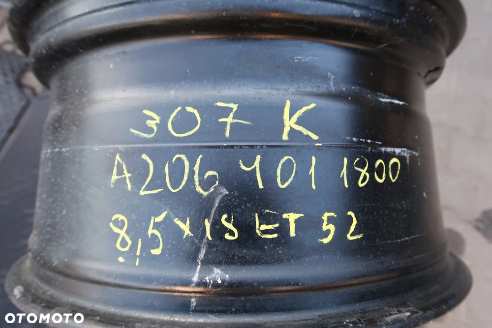 307 Felga Aluminiowa Mercedes A2064011800 8,5x18et52 - 5