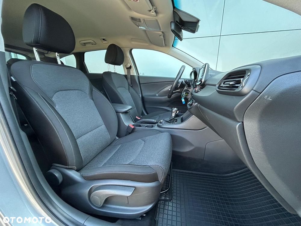 Hyundai i30 1.0 T-GDI Smart DCT - 17