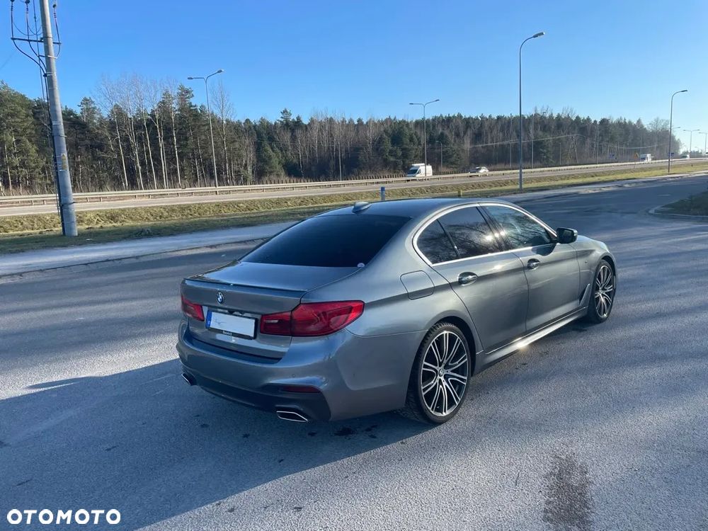 BMW Seria 5 520d M Sport Edition - 23