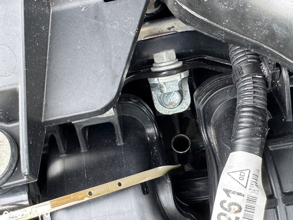 Mitsubishi Outlander 2.0 4WD Plus - 17