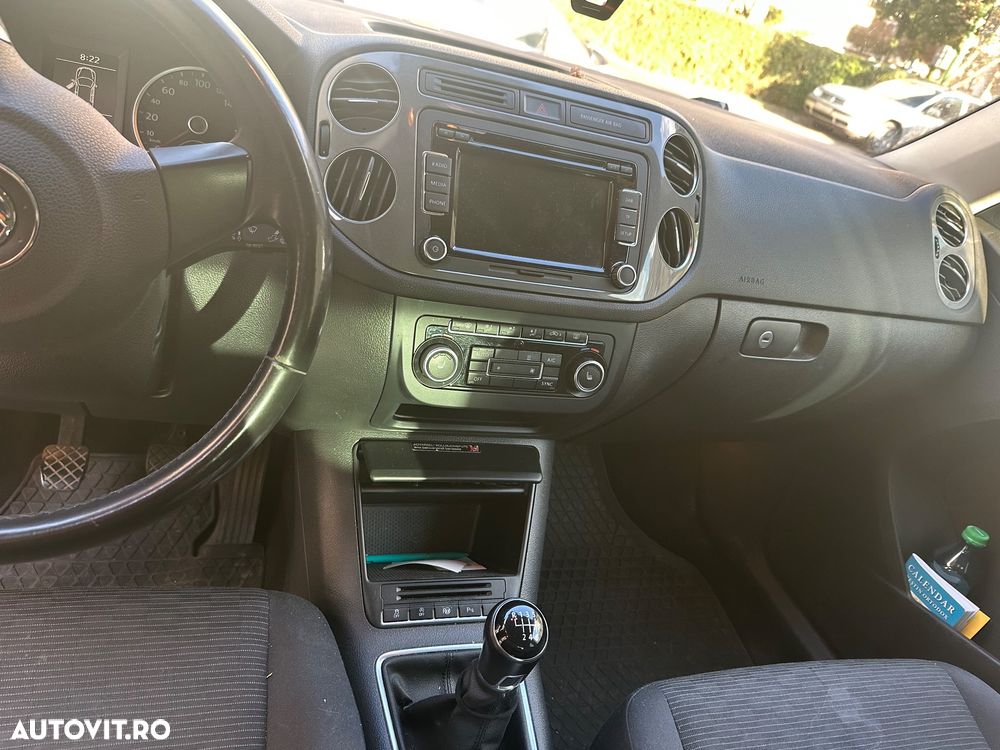 Volkswagen Tiguan - 8