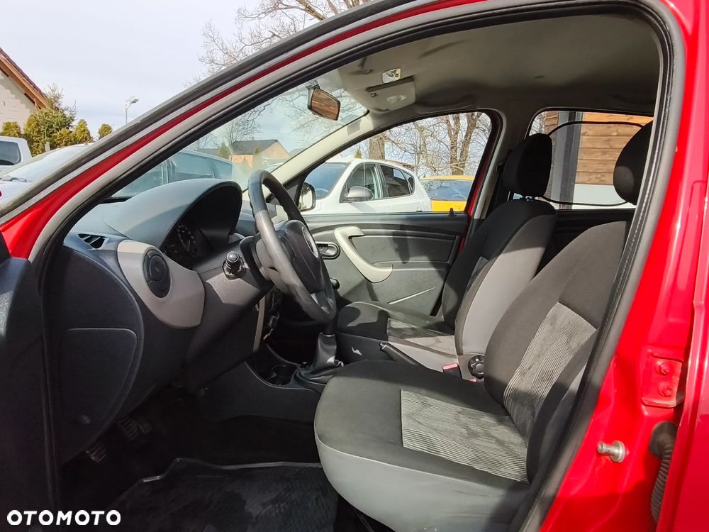 Dacia Sandero - 27