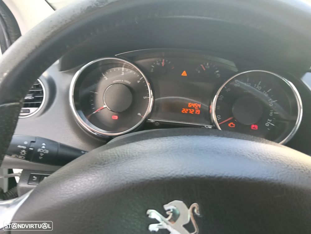 Peugeot 3008 1.6 BlueHDi Style - 20