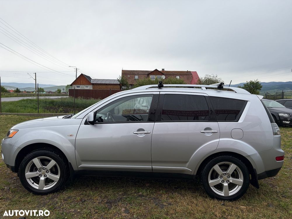 Mitsubishi Outlander 2.0 DI-D 4WD Instyle - 5