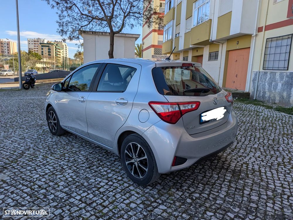 Toyota Yaris 1.0 VVT-i Exclusive - 17