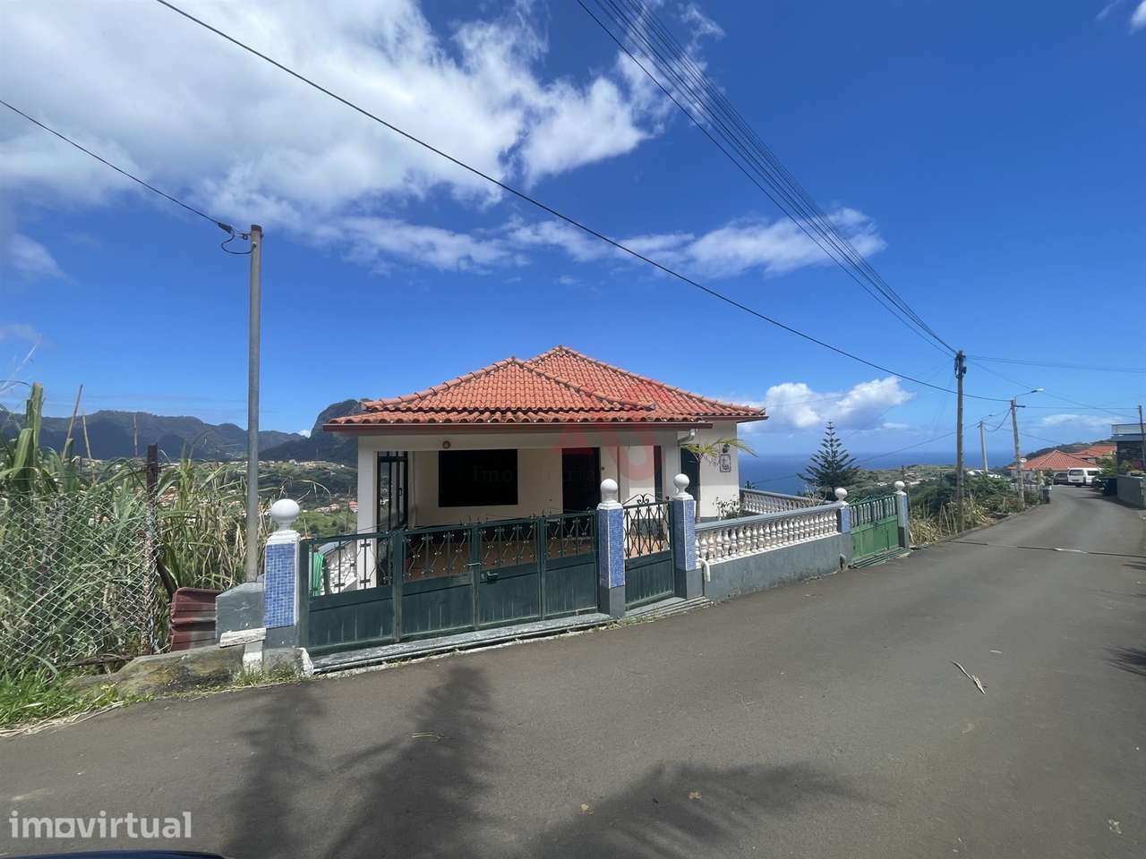 Moradia T3 com Vista Deslumbrante sobre o Atlântico – Porto da Cruz, M - Grande imagem: 4/24