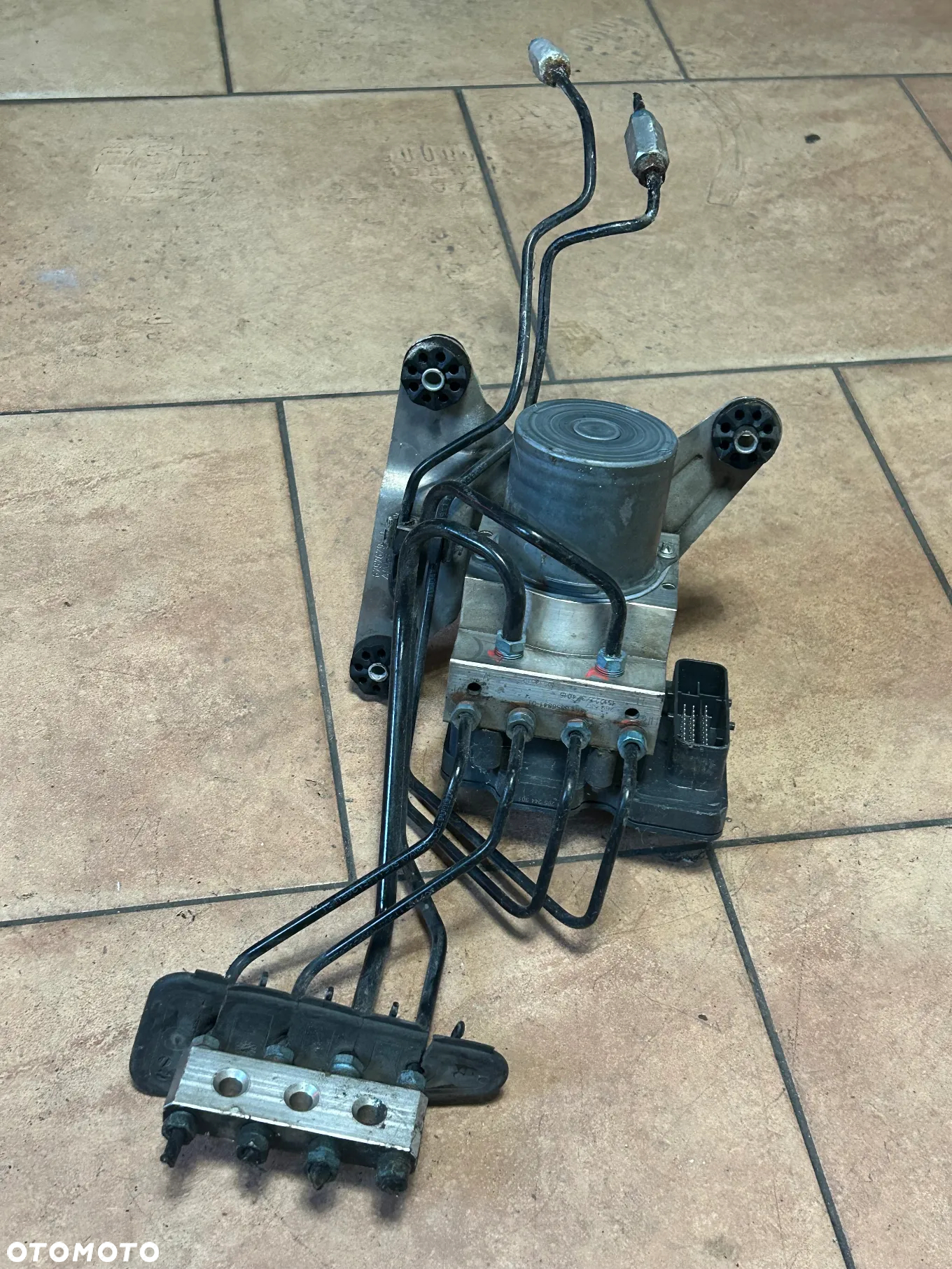BMW F06 F10 F12 F13 POMPA HAMULCOWA ABS 40D 6868335 - 2
