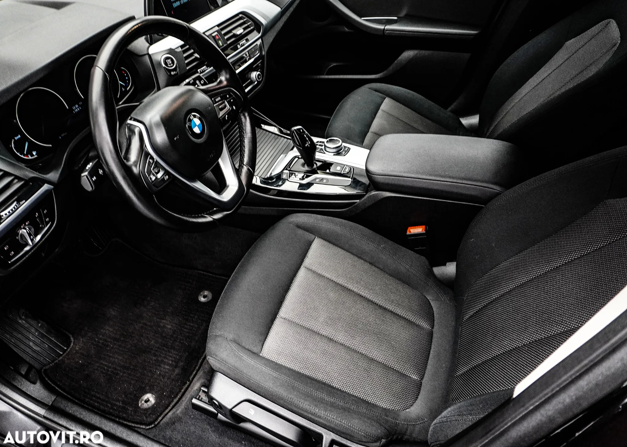 BMW X3 xDrive20d AT Advantage - 12