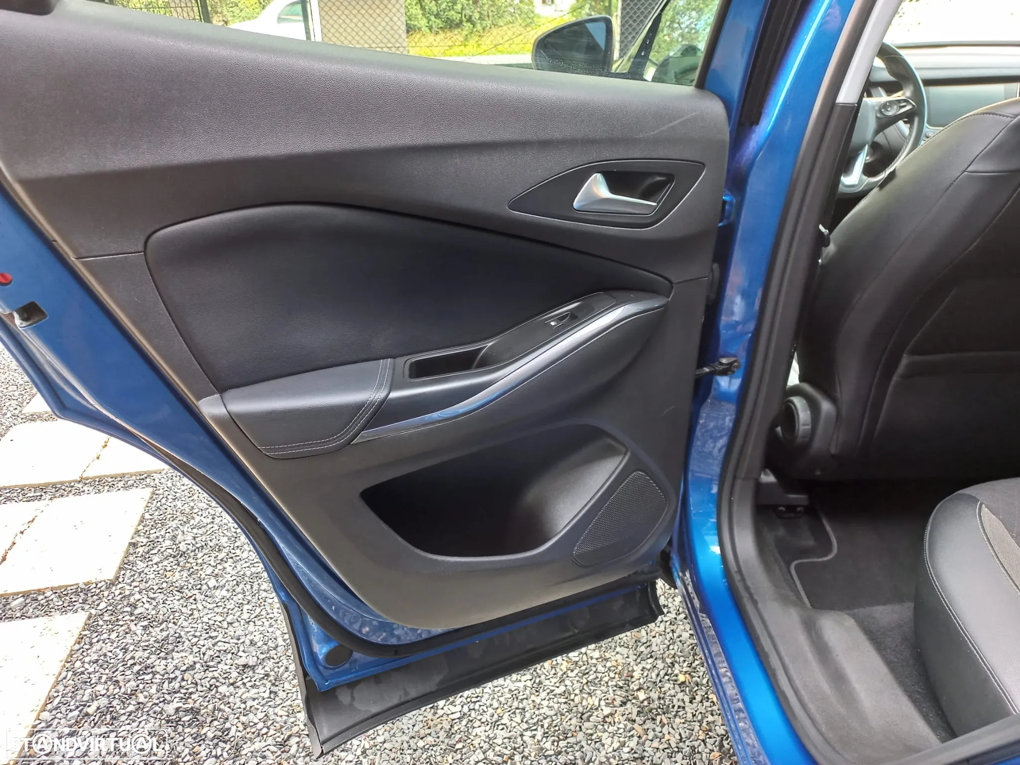 Opel Grandland X 1.5 CDTI Innovation AT - 24