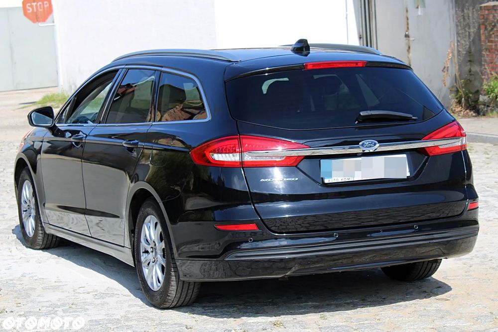 Ford Mondeo - 8