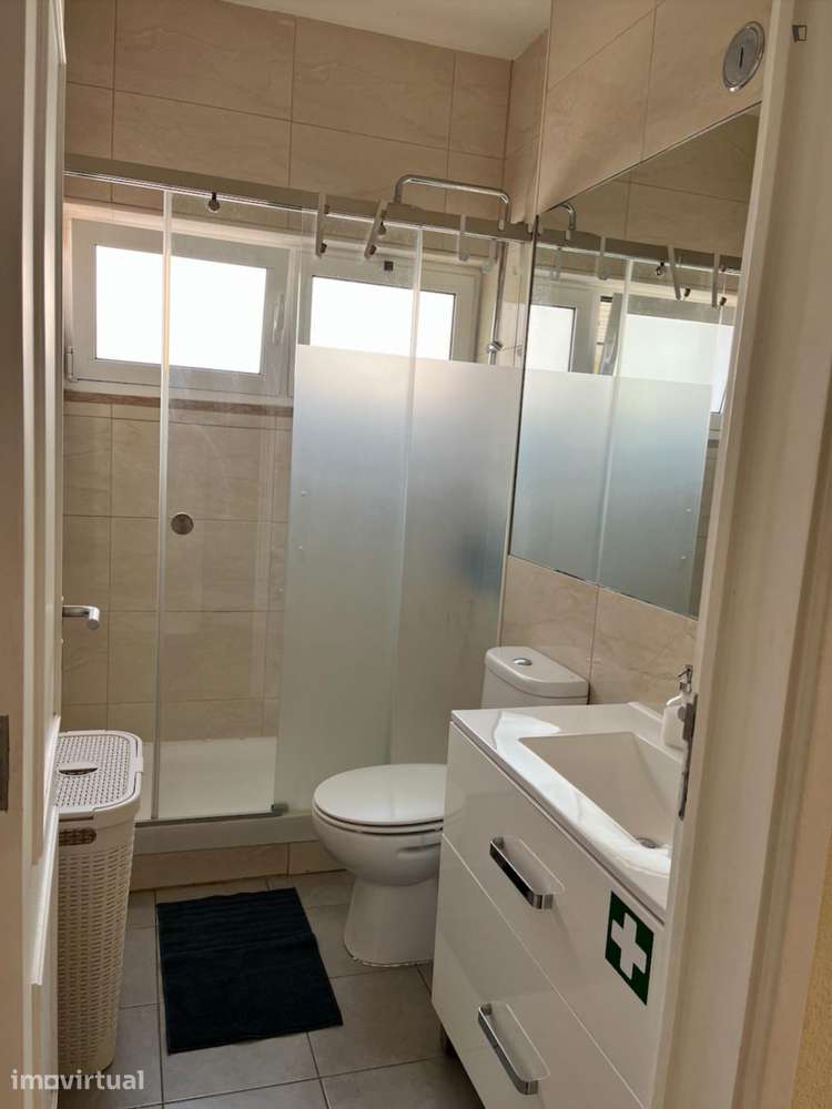 Apartamento com 3 quartos - localizado em Princípe Real Lisbon - Grande imagem: 2/13