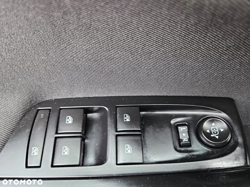 Opel Astra 1.4 Turbo Dynamic - 30