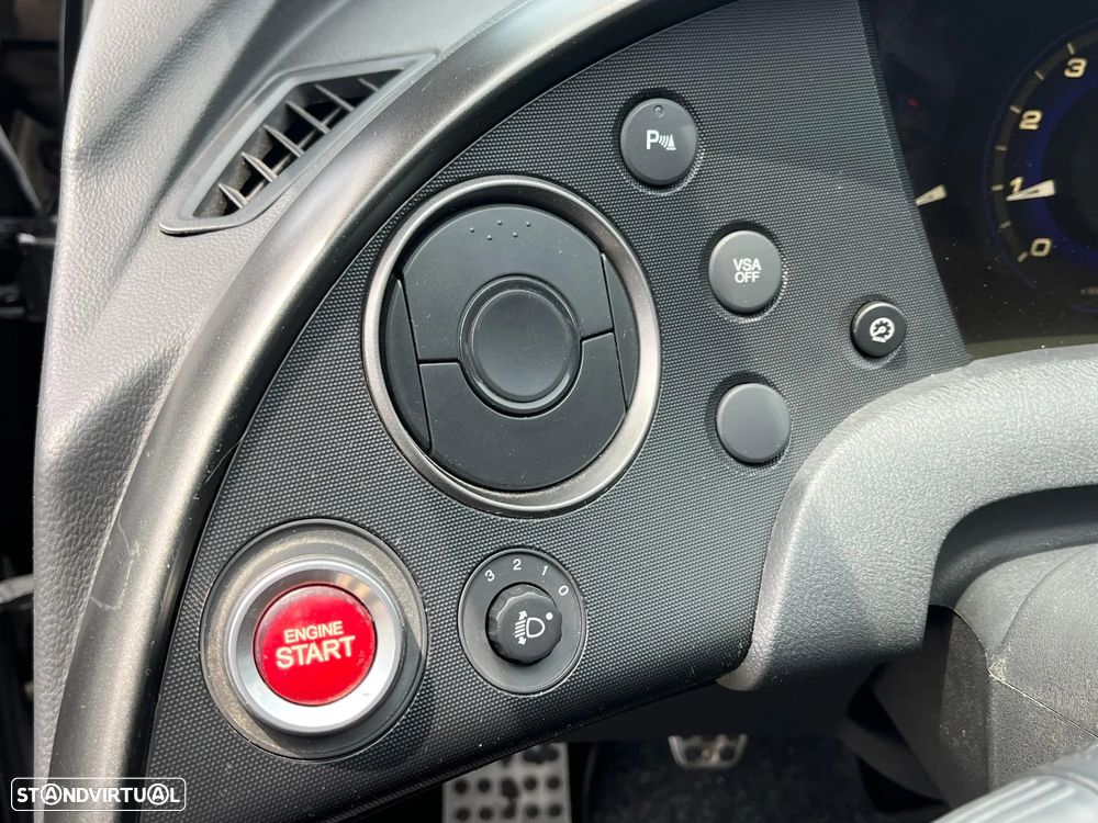 Honda Civic 1.4 i-VTEC Sport Edition - 18