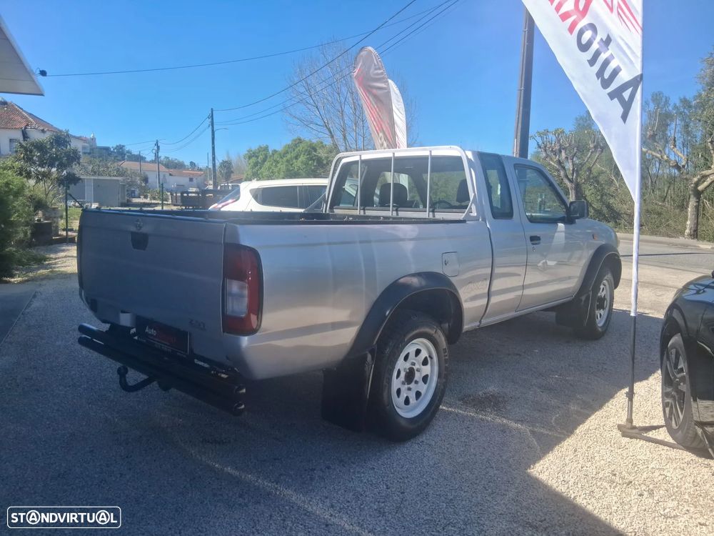 Nissan Navara 4x4 - 5