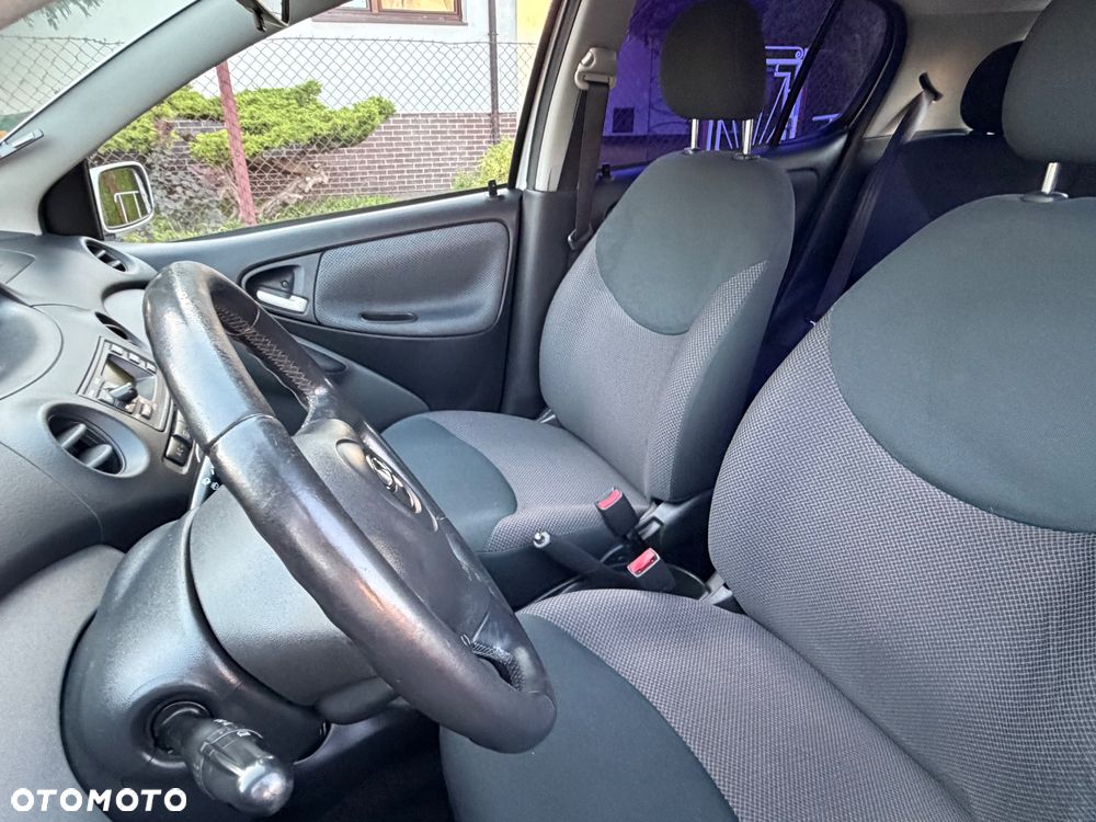 Toyota Yaris 1.4 D-4D Terra - 15