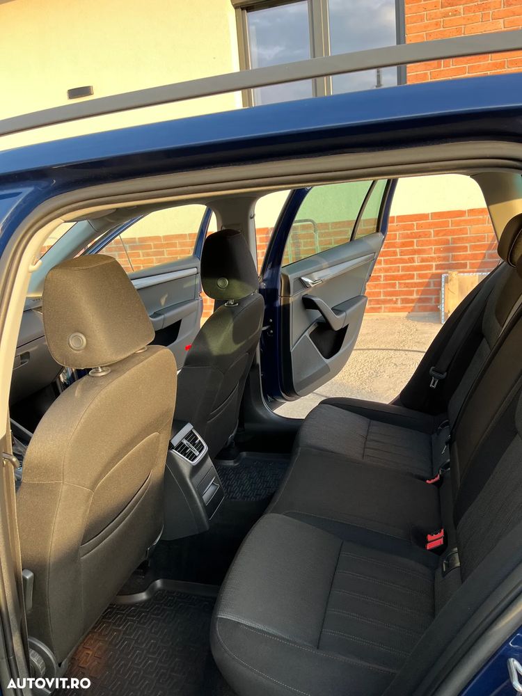 Skoda Octavia 1.6 TDI DSG Style - 16