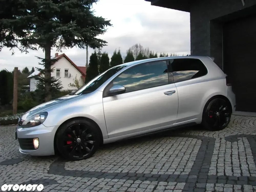 Volkswagen Golf 2.0 GTI DSG - 4