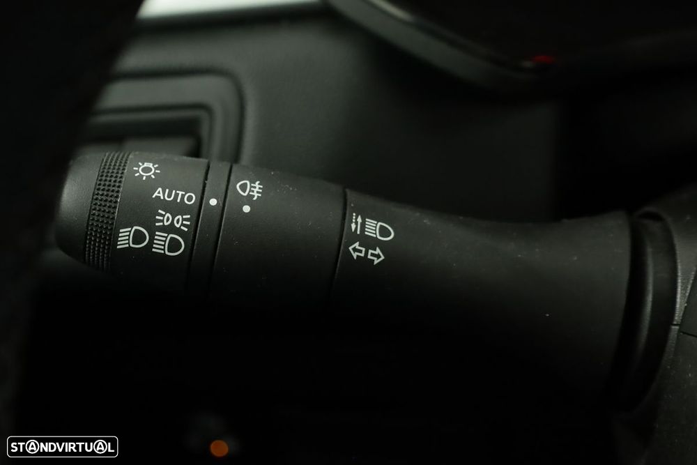 Renault Captur 1.0 TCe Techno Bi-Fuel - 17