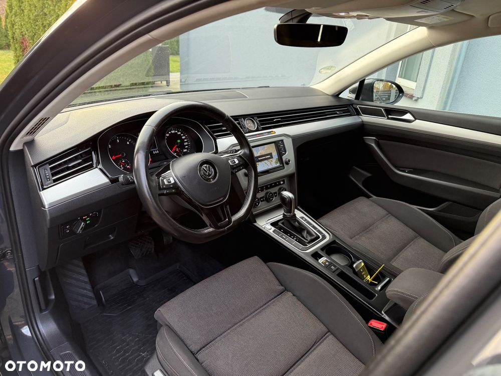 Volkswagen Passat 2.0 TDI BMT Highline DSG - 10