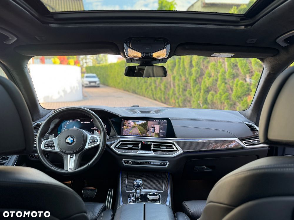 BMW X5 M M50d - 25