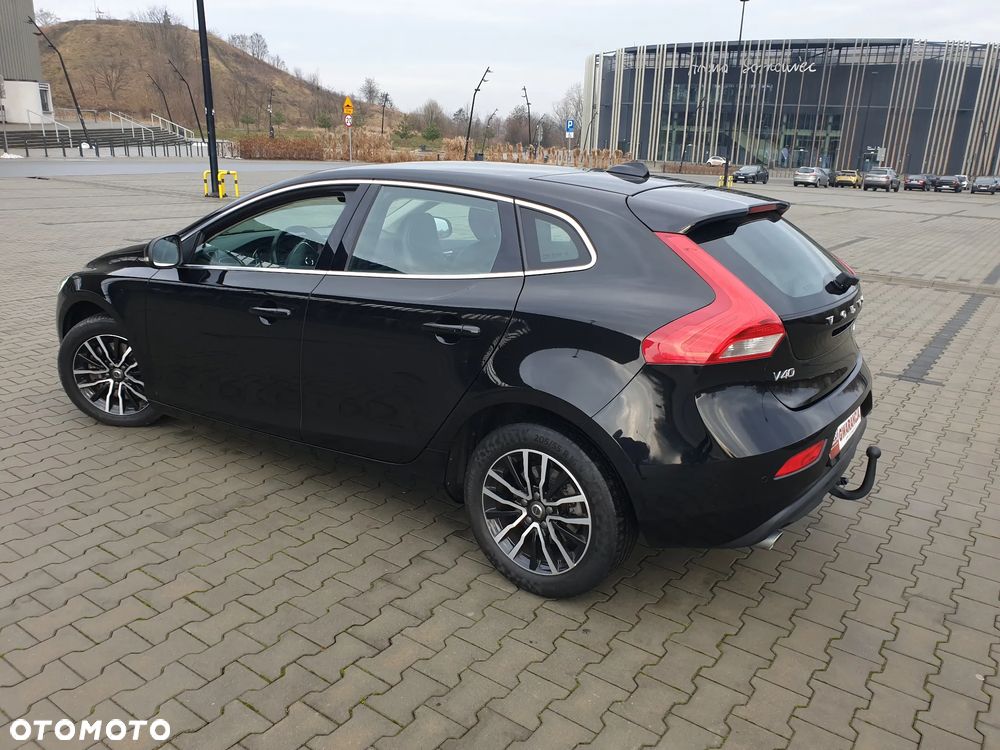 Volvo V40 D3 Inscription - 18