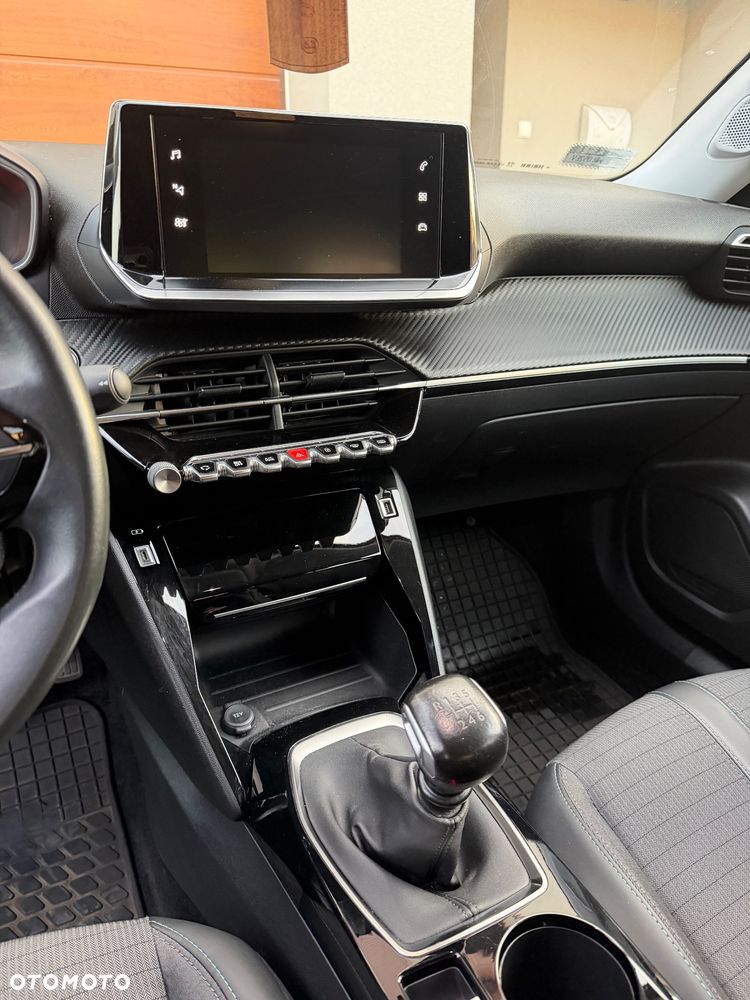 Peugeot 2008 2021 photo 5
