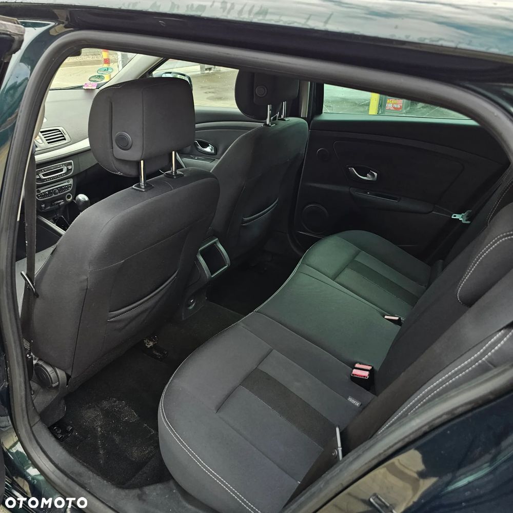 Renault Megane TCe 180 Dynamique - 8