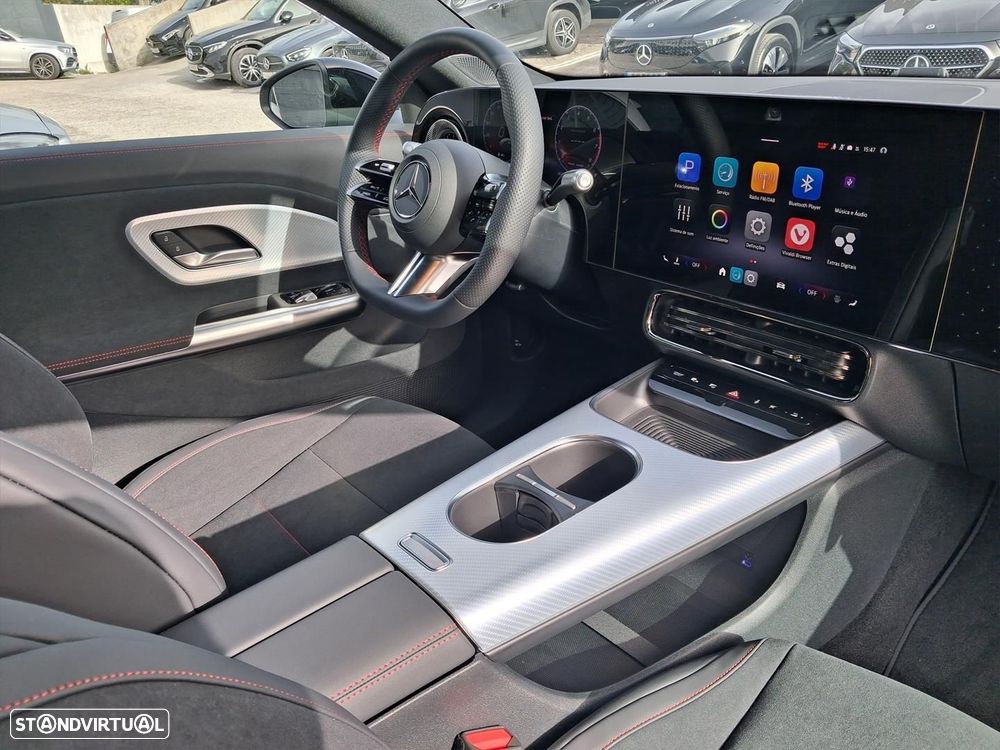 Mercedes-Benz CLA 220 Standard - 15