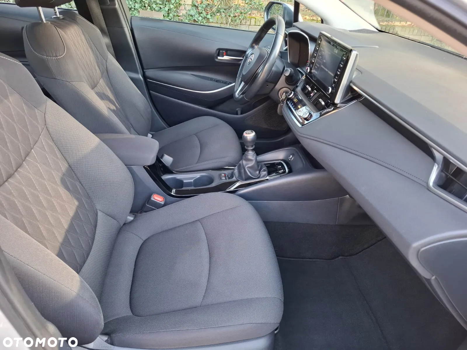 Toyota Corolla 1.6 Comfort - 34
