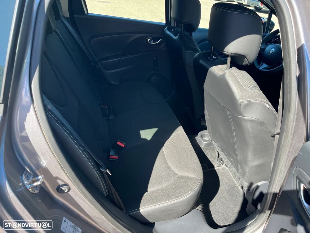 Renault Clio Sport Tourer 1.5 dCi Dynamique S - 14