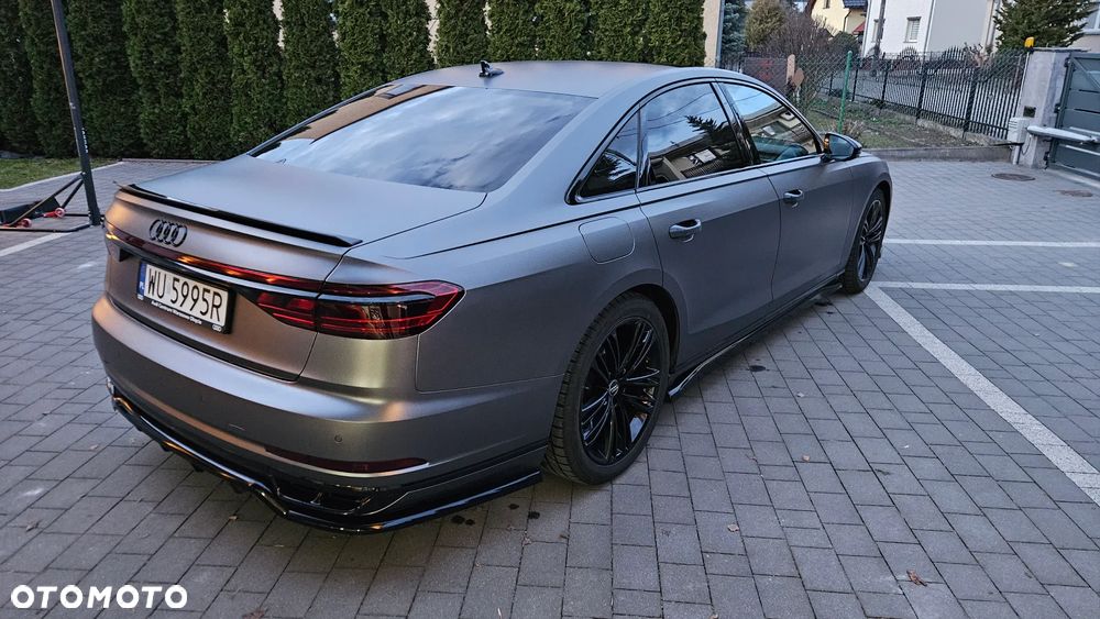 Audi A8 - 9