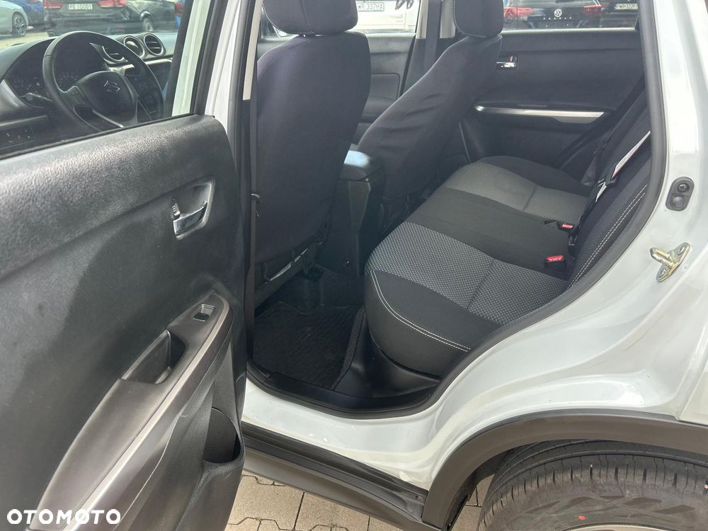 Suzuki Vitara 1.4 Boosterjet mHEV Premium Plus 2WD - 17