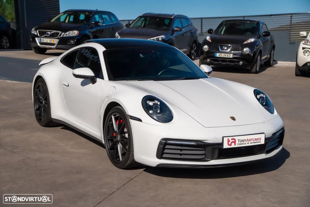 Porsche 911 (992) - 13
