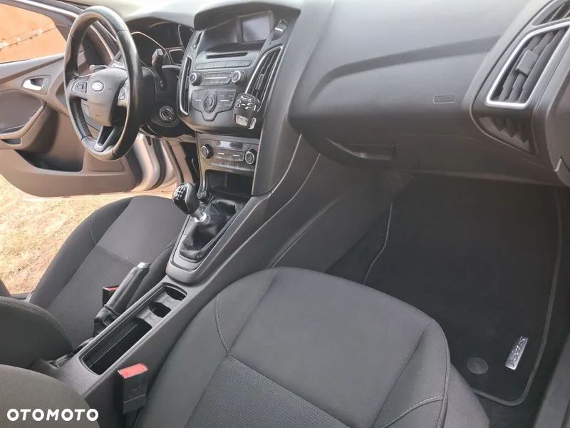 Ford Focus - 5