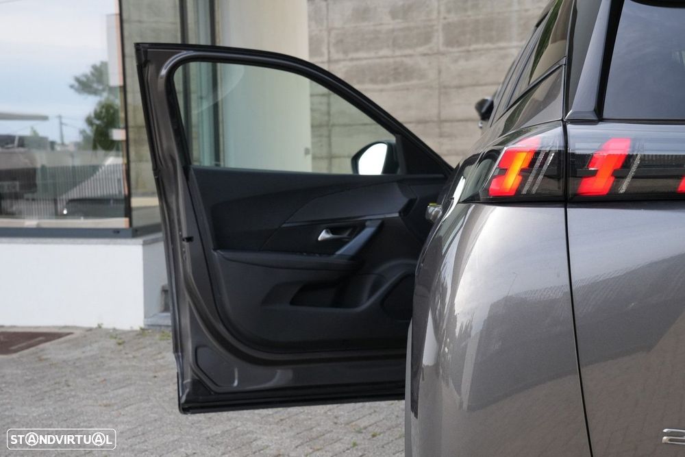 Peugeot 2008 1.2 PureTech Allure Pack - 18