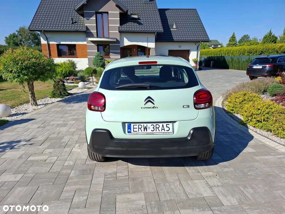 Citroën C3 1.2 PureTech Shine - 10