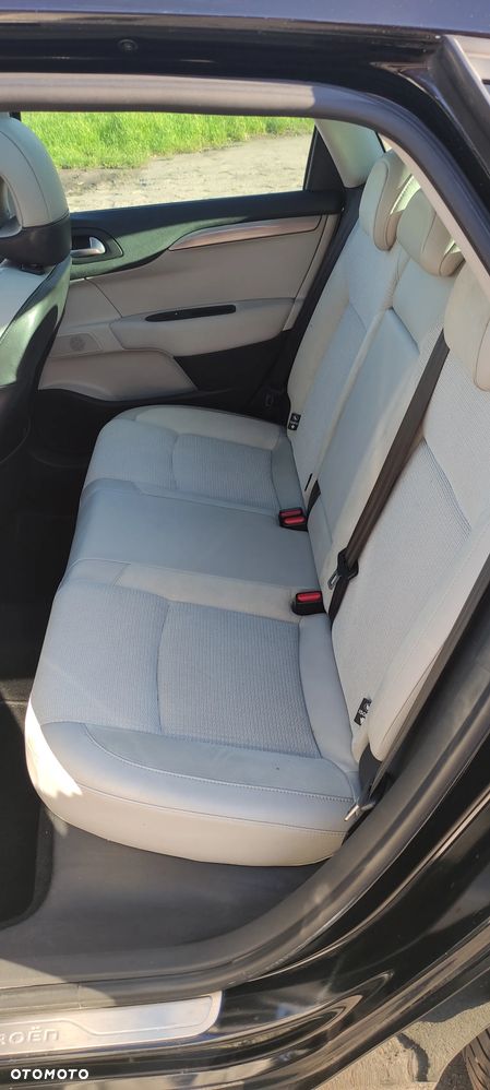 Citroën C4 2.0 HDi Exclusive - 16