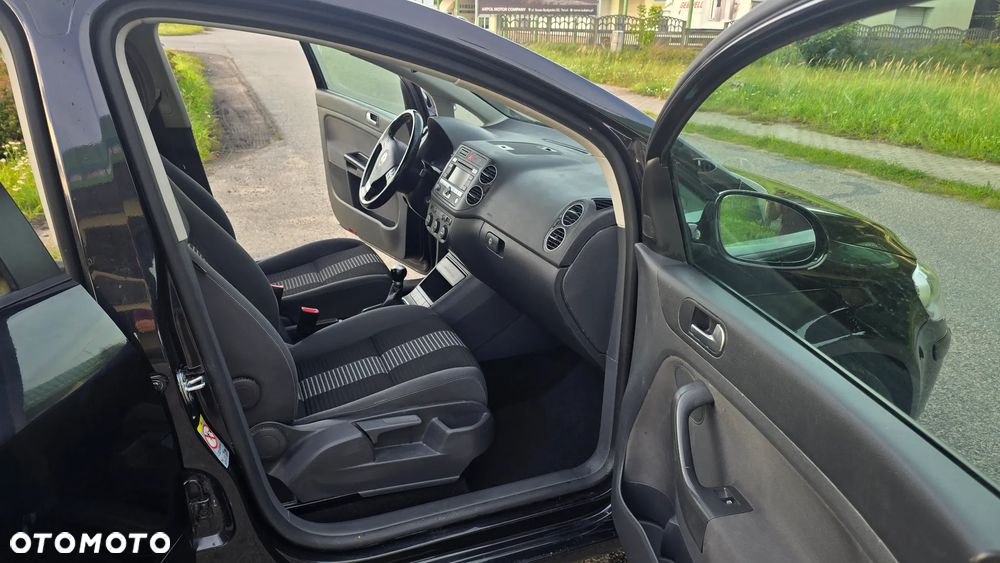 Volkswagen Golf Plus 1.9 TDI DPF Comfortline BlueMotion - 22